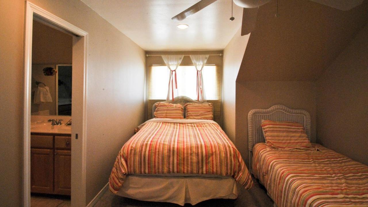 Kowabunga - You'Ll Love The Rooftop Deck And Private Heated Dipping Pool! Pet Friendly! Home Dauphin Island Bagian luar foto